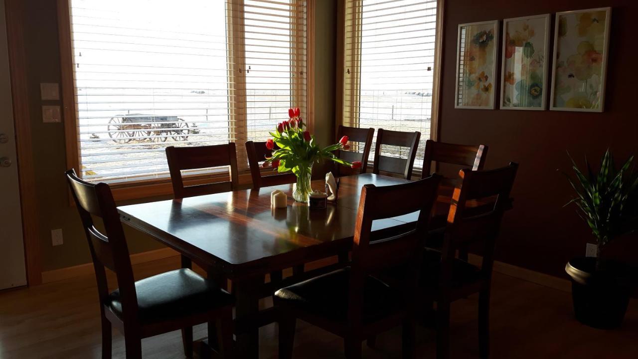 Anna'S Prairie Comfort B & B Муус Джоу Екстериор снимка